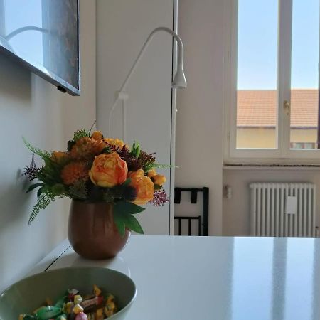 밀라노 A Look From The Window 아파트 외부 사진